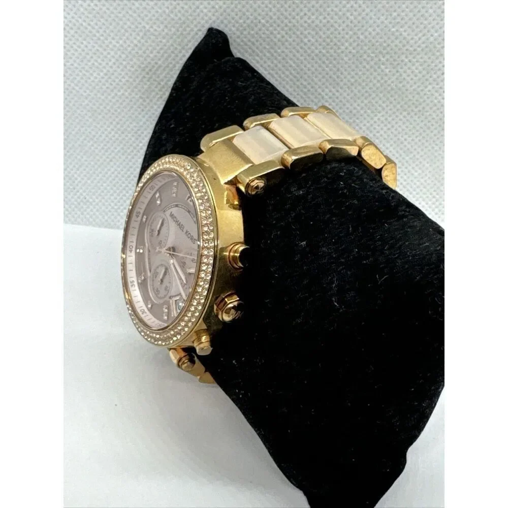 Michael Kors Parker MK5896 Women Rose Gold Analog Dial Quartz Wrist Watch JNA434
